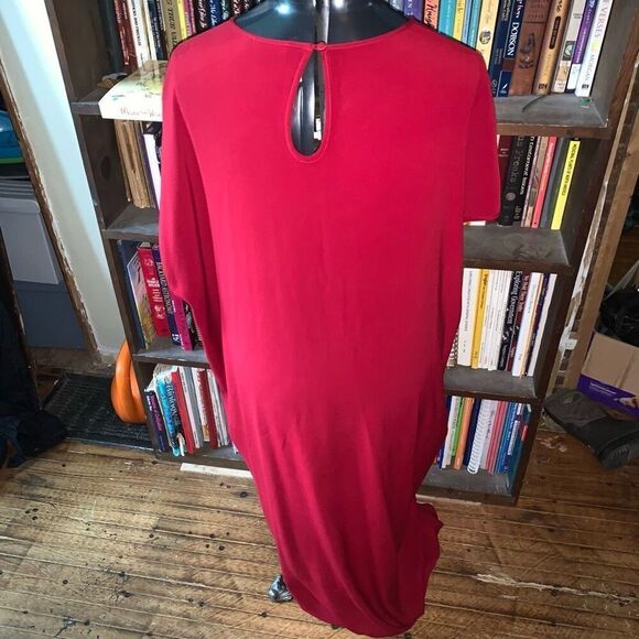 Universal Standard red handkerchief hem L/22-24 short sleeve dress - Picture 3 of 5